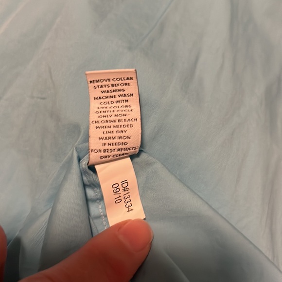 EUC Fitted Express button down shirt - Picture 4 of 5